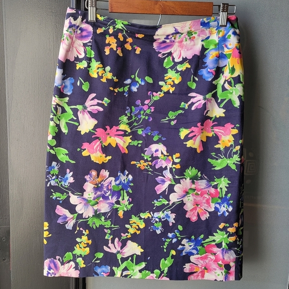 Ralph Lauren Dresses & Skirts - Ralph Lauren Pink and Yellow Knee-Length Pencil Skirt